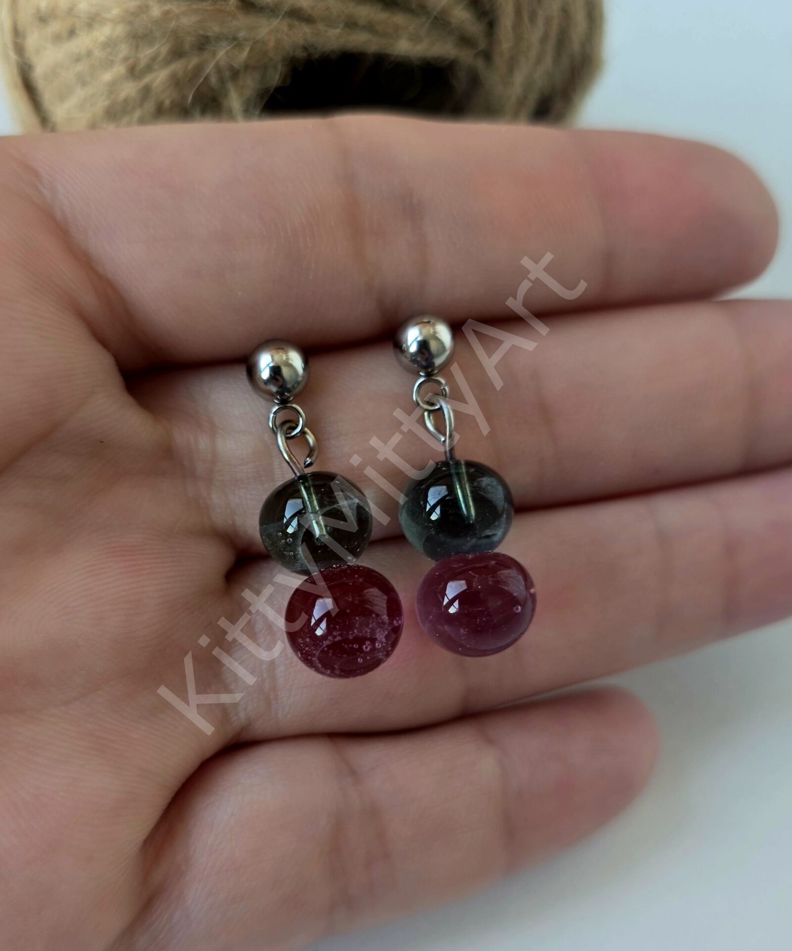 Topik Cam Boncuk Çelik Küpe